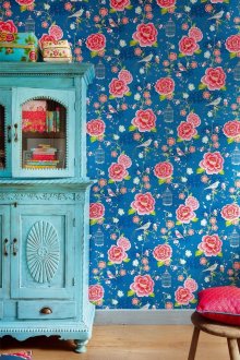 Ярки червено-сини флорални тапети за деца