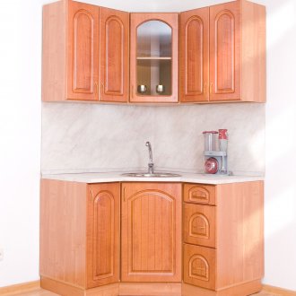 Кухненски кухненски комплект от масивна дървесина