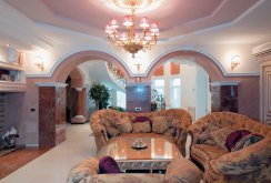 Beautiful design of the plasterboard ceiling in the living room