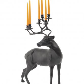 Елегантен свещник за ловен интериор