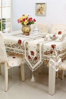 Бродерия в интериора на кухнята