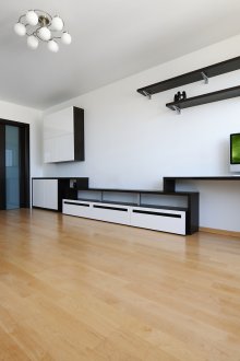 Черно-бели мебели за всекидневна