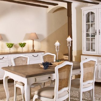 Мебели за трапезария в бяло и кафяво