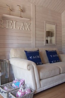 Ярък морски интериор