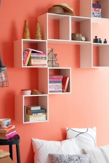 Красиви коралови стени в спалнята